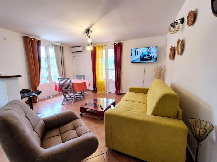Appartement T2 Malendure Avec Vue Reserve Cousteau